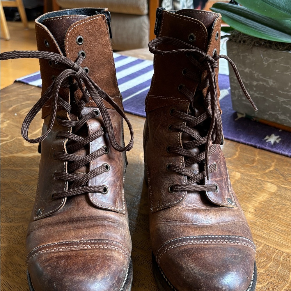 Taos Footwear Brown Leather Crave Boot